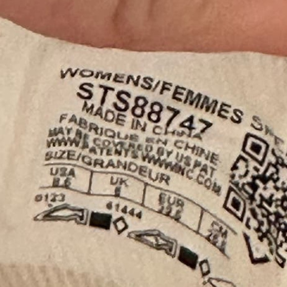 Sperry Crest Twin Gore Sneaker White/Orange Slip on size 8.5 - Picture 2 of 8